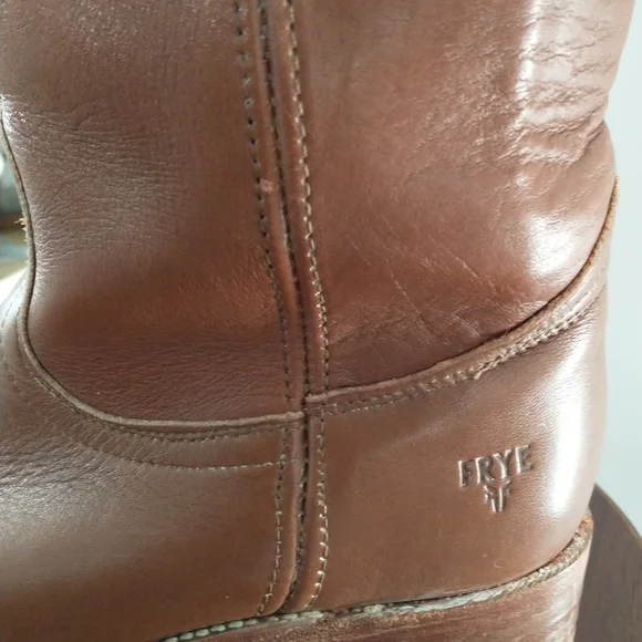 Men's Frye Boots - Picture 2 of 6
